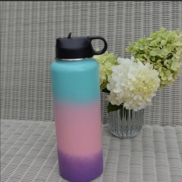 Personalized Insulated Water Bottle, 40 oz assorted colors , High quality, straw - Picture 9 of 14